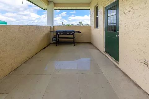 Exterior - 1455 NW 160th St, Okeechobee, FL 34972 photo 12 of 18