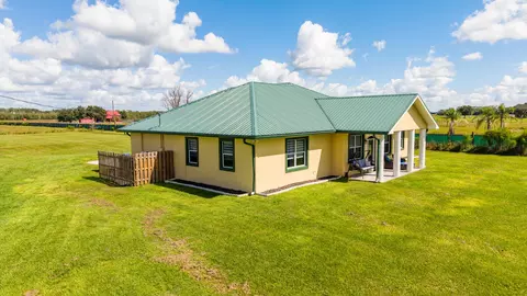 Exterior - 1455 NW 160th St, Okeechobee, FL 34972 photo 8 of 18