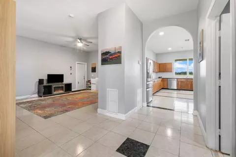 Entry Way - 1455 NW 160th St, Okeechobee, FL 34972 photo 7 of 7