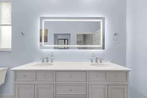 Bath - 1455 NW 160th St, Okeechobee, FL 34972 photo 3 of 4
