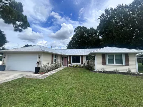 2201 SW Picture Ter, Port Saint Lucie, FL 34953