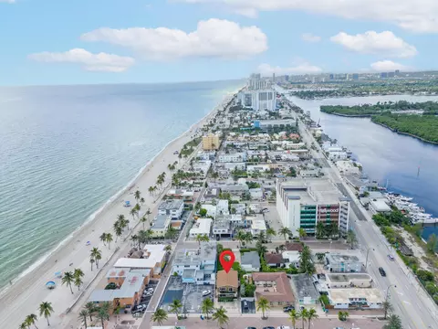 324 Roosevelt St, Hollywood, FL 33019