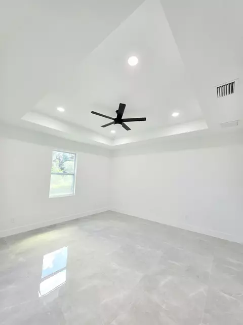Bedroom - 3422 NW 24th Ave, Okeechobee, FL 34972 photo 1 of 3