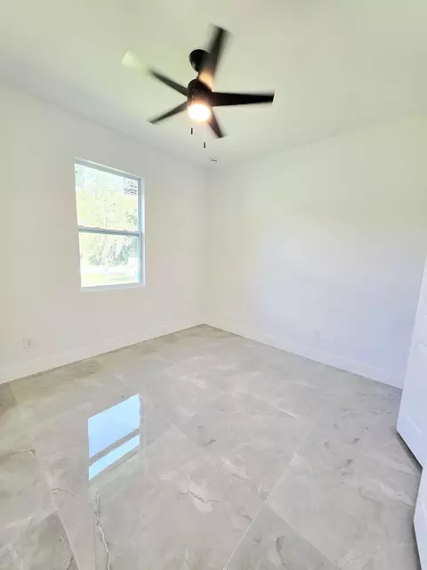 Bedroom - 3422 NW 24th Ave, Okeechobee, FL 34972 photo 3 of 3