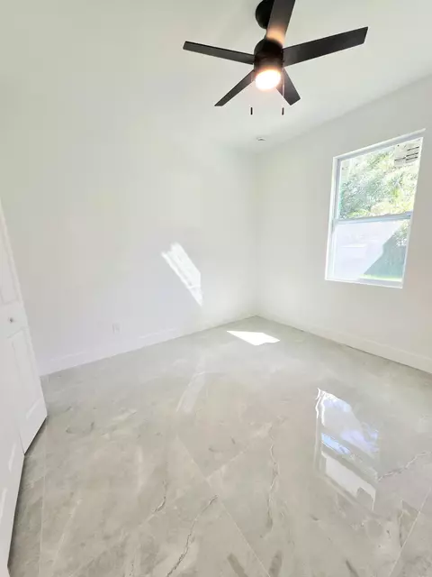 Bedroom - 3422 NW 24th Ave, Okeechobee, FL 34972 photo 2 of 3