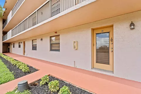 6085 N Sabal Palm Blvd #107, Tamarac, FL 33319