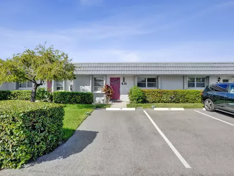 2886 Fernley Dr E #48, West Palm Beach, FL 33415