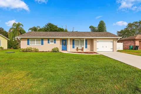 583 SE Greenway Ter, Port Saint Lucie, FL 34983