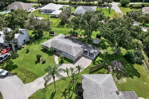 4545 13th St, Vero Beach, FL 32966