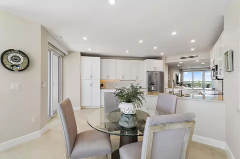 Dining - 1660 S Highway A1a #151, Jupiter, FL 33477 photo 1 of 1
