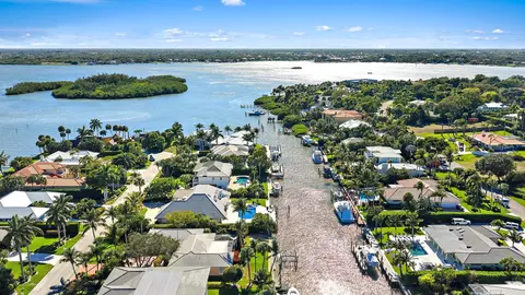 View/Area - 19 Island Rd, Stuart, FL 34996 photo 3 of 7