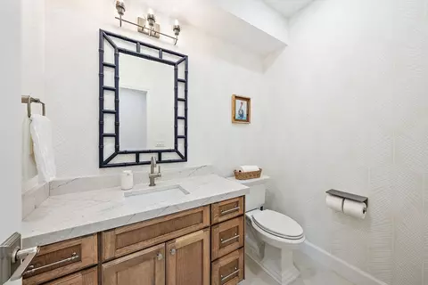 Bath - 19 Island Rd, Stuart, FL 34996 photo 6 of 7