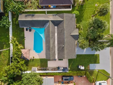 1916 Rio Vista Dr, Fort Pierce, FL 34949