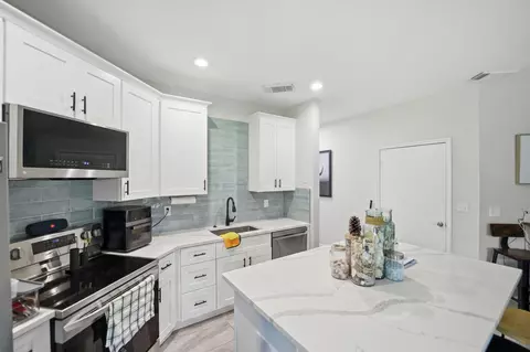 10053 Perfect Dr #61, Port Saint Lucie, FL 34986