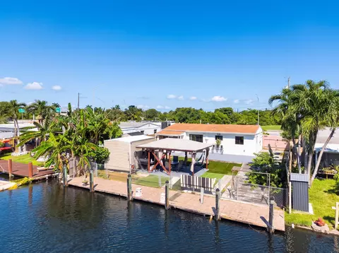 2634 Sheridan St, Hollywood, FL 33020