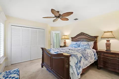 Bedroom - 100 Hillcrest Dr, Sewalls Point, FL 34996 photo 4 of 4
