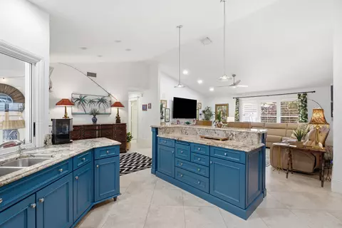 Kitchen - 100 Hillcrest Dr, Sewalls Point, FL 34996 photo 5 of 5