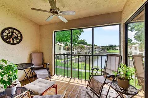 330 Palmwood Pl #208, Boca Raton, FL 33431