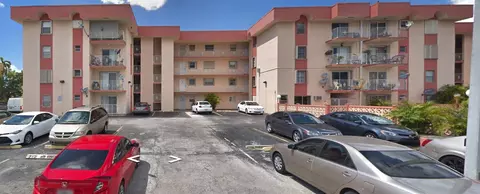 6820 W Flagler St #308, Miami, FL 33144