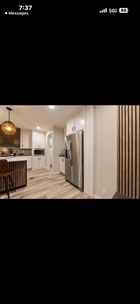Kitchen - 10305 NE 2nd Ter, Okeechobee, FL 34972 photo 8 of 8