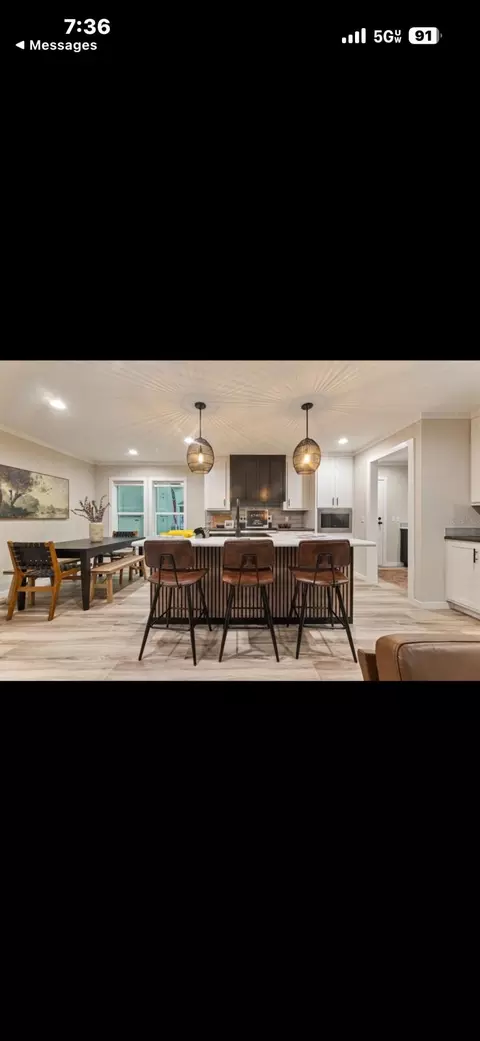 Kitchen - 10305 NE 2nd Ter, Okeechobee, FL 34972 photo 1 of 8