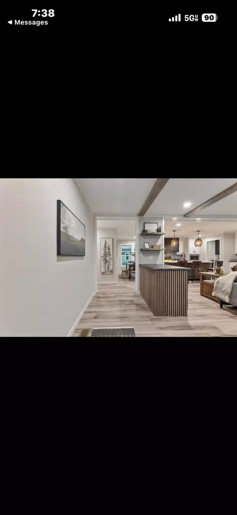 Entry Way - 10305 NE 2nd Ter, Okeechobee, FL 34972 photo 2 of 2