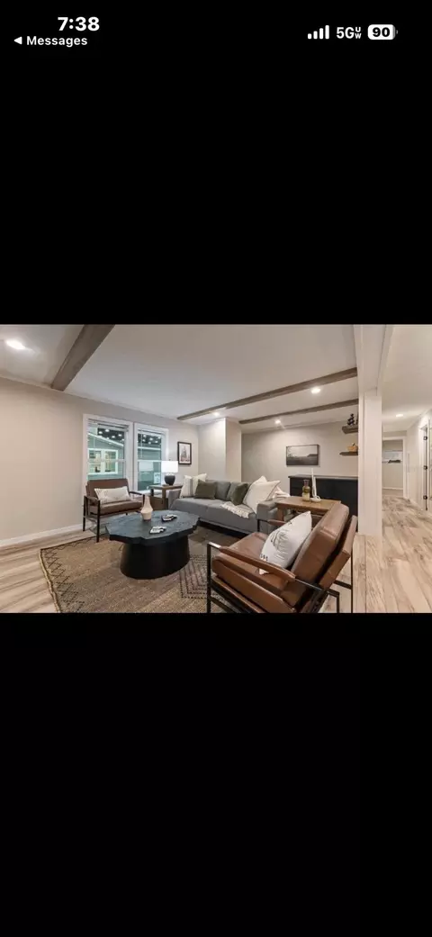 Living - 10305 NE 2nd Ter, Okeechobee, FL 34972 photo 1 of 1