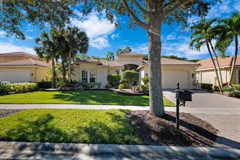 8691 Tierra Lago Cv, Lake Worth, FL 33467