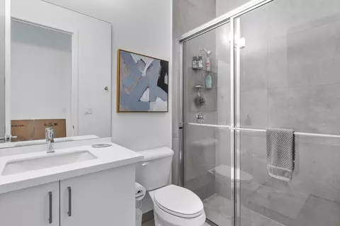 Bath - 8227 Oceanus Dr, Boca Raton, FL 33496 photo 1 of 8