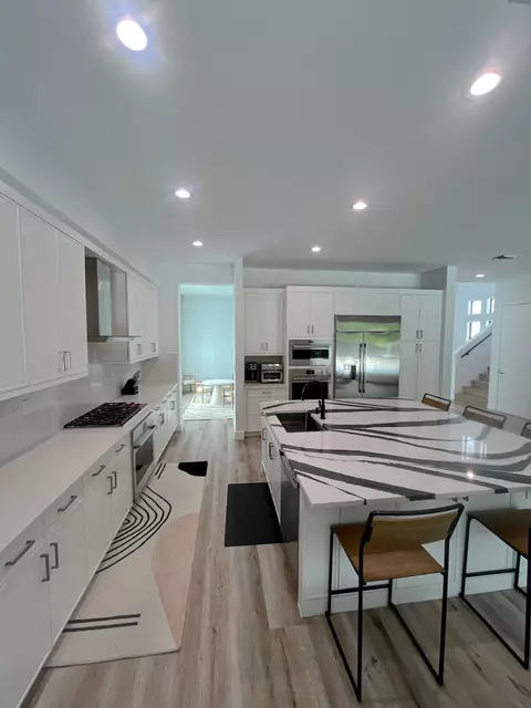Kitchen - 8227 Oceanus Dr, Boca Raton, FL 33496 photo 2 of 2