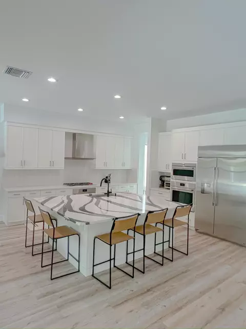 Kitchen - 8227 Oceanus Dr, Boca Raton, FL 33496 photo 1 of 2