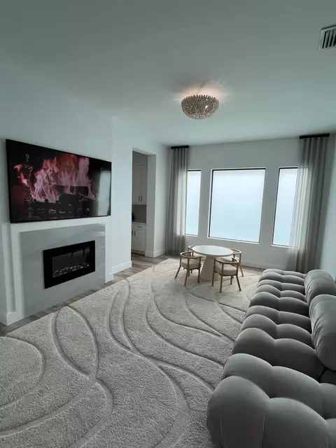 Living - 8227 Oceanus Dr, Boca Raton, FL 33496 photo 2 of 3