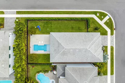 View/Area - 8227 Oceanus Dr, Boca Raton, FL 33496 photo 3 of 10