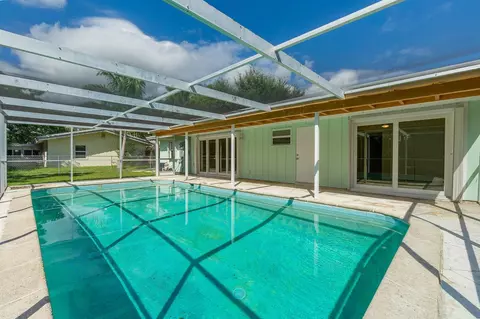 1166 SW 4th St, Boca Raton, FL 33486