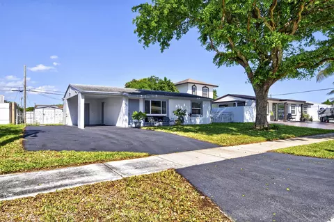 4821 SW 18th St, Fort Lauderdale, FL 33317