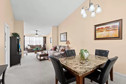 7593 Tahiti Ln, Greenacres, FL 33467