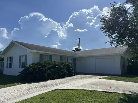 336 Tequesta Dr, Jupiter, FL 33469 photo 2