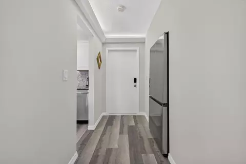 Entry Way - 2600 SE Ocean #D14, Stuart, FL 34996 photo 1 of 2
