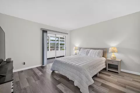 Bedroom - 2600 SE Ocean #D14, Stuart, FL 34996 photo 4 of 6