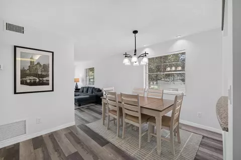 Dining - 2600 SE Ocean #D14, Stuart, FL 34996 photo 3 of 4