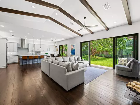 1716 Middle River Dr, Fort Lauderdale, FL 33305