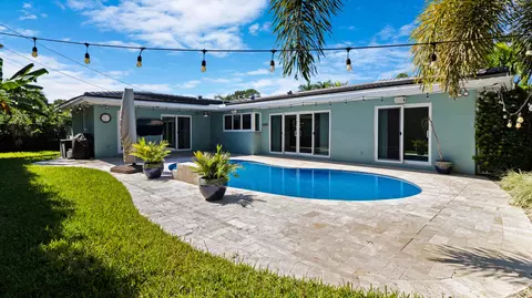 5830 NE 21st Ave, Fort Lauderdale, FL 33308