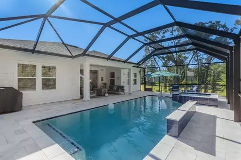 Exterior - 172 Hickory Ranch Dr, Saint Johns, FL 32259 photo 4 of 8
