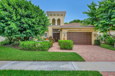 8933 Via Brilliante #8933, Wellington, FL 33411