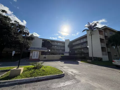 3120 N Pine Island Rd #403, Sunrise, FL 33351