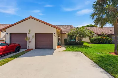 414 Buttonwood Pl, Boca Raton, FL 33431