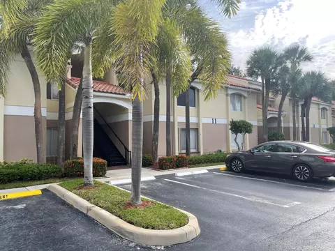 815 W Boynton Beach Blvd #11-203, Boynton Beach, FL 33426
