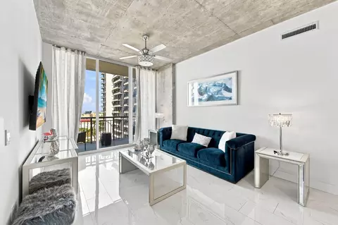 300 S Australian Ave #1404, West Palm Beach, FL 33401