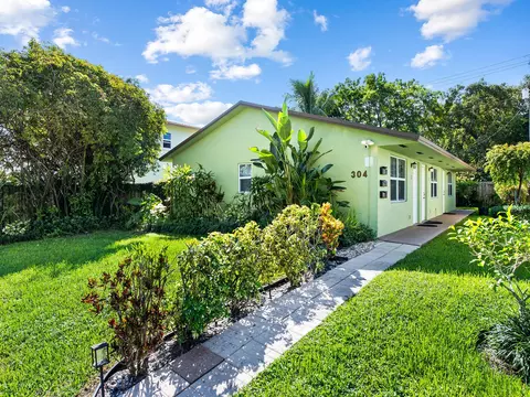 304 SW 16th Ct #1-3, Fort Lauderdale, FL 33315