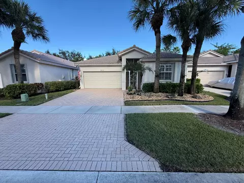 2310 Sapphire Cir, West Palm Beach, FL 33411
